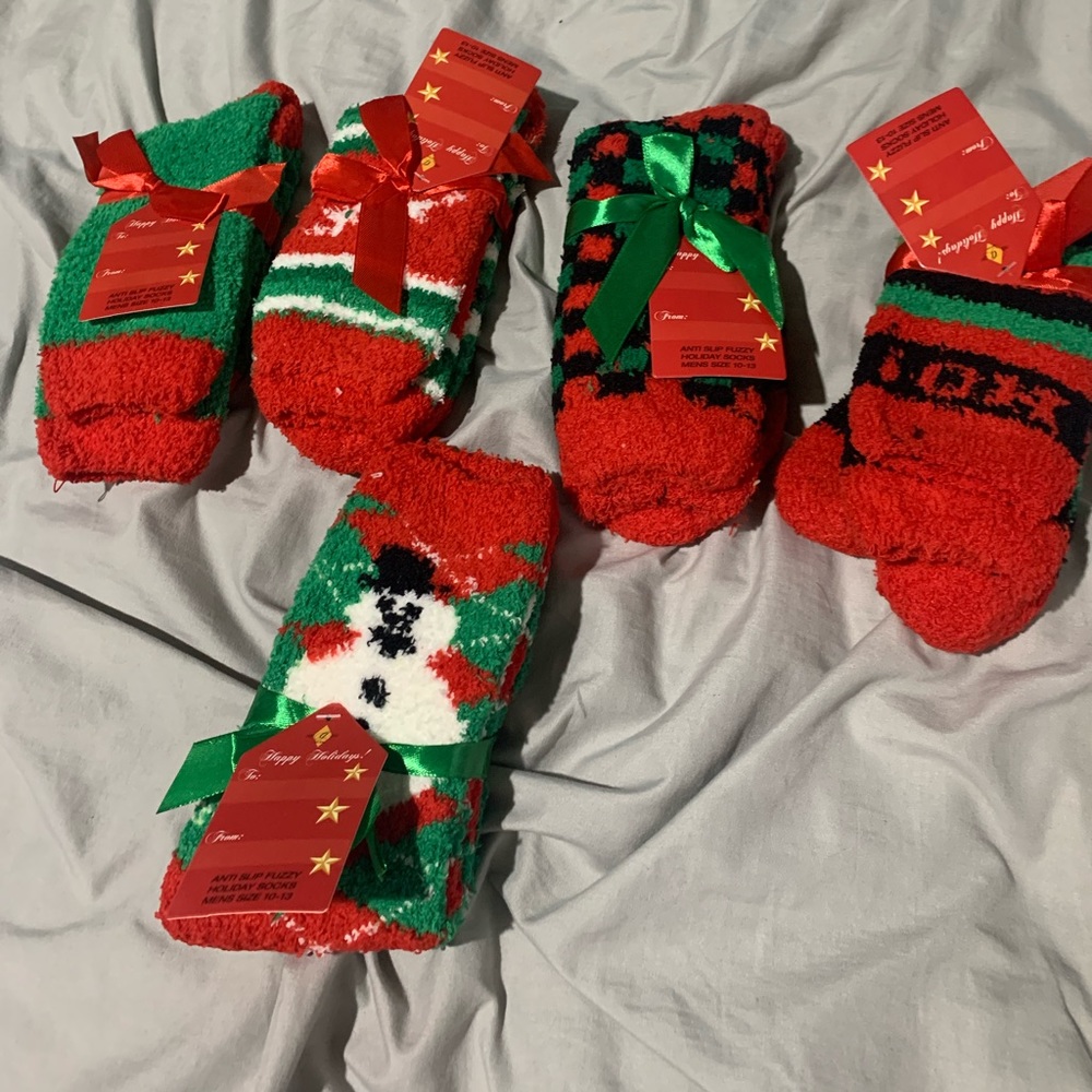 Mens fuzzy xmas socks